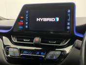 TOYOTA C-HR 2017 (17)