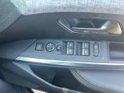 PEUGEOT 3008 2024 (74)