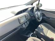 TOYOTA YARIS 2019 (69)
