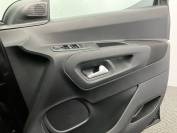 VAUXHALL COMBO-LIFE 2022 (72)