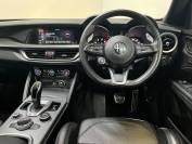 ALFA ROMEO STELVIO 2022 (22)