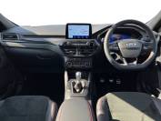 FORD KUGA 2023 (73)
