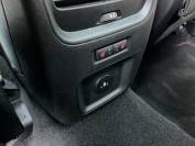 FORD KUGA 2023 (73)