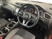 NISSAN QASHQAI 2018 (67)