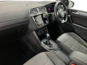 VOLKSWAGEN TIGUAN 2020 (20)