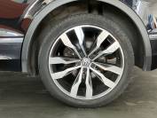 VOLKSWAGEN TIGUAN 2020 (20)