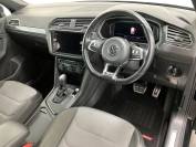 VOLKSWAGEN TIGUAN 2020 (20)
