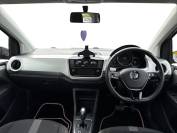 VOLKSWAGEN UP 2018 (18)