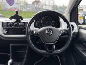 VOLKSWAGEN UP 2018 (18)