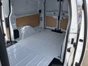 VAUXHALL VIVARO 2025 (25)