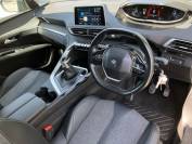 PEUGEOT 3008 2019 (19)