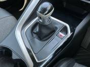 PEUGEOT 3008 2019 (19)