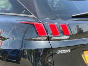 PEUGEOT 3008 2019 (19)
