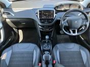 PEUGEOT 2008 2018 (68)