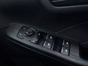 FORD KUGA 2022 (72)