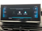 PEUGEOT 3008 2023 (73)