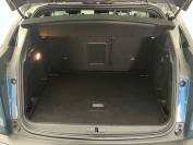 PEUGEOT 3008 2023 (73)