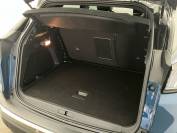 PEUGEOT 3008 2023 (73)