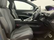 PEUGEOT 3008 2023 (73)