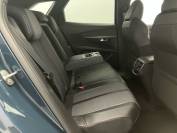 PEUGEOT 3008 2023 (73)