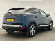 PEUGEOT 3008 2023 (73)