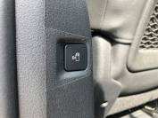 VAUXHALL VIVARO-LIFE 2024 (73)