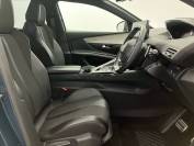 PEUGEOT 5008 2022 (71)