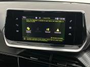 PEUGEOT 2008 2021 (21)