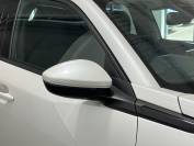 PEUGEOT 2008 2021 (21)