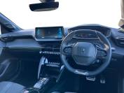 PEUGEOT 208 2023 (23)