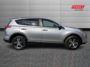 TOYOTA RAV4 2017 (67)