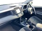 TOYOTA RAV4 2017 (67)