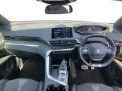 PEUGEOT 3008 2019 (19)