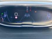 PEUGEOT 3008 2019 (19)