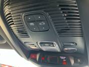PEUGEOT 3008 2019 (19)