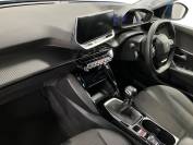 PEUGEOT 2008 2021 (21)