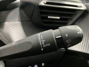 PEUGEOT 2008 2021 (21)
