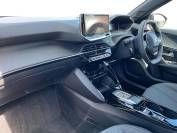 PEUGEOT 2008 2024 (24)