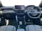PEUGEOT 2008 2024 (24)