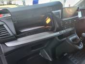 VAUXHALL VIVARO 2025 (74)