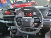 VAUXHALL VIVARO 2025 (74)
