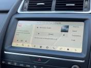 JAGUAR E-PACE 2018 (68)