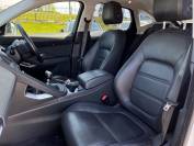 JAGUAR E-PACE 2018 (68)