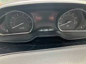 PEUGEOT 2008 2015 (15)