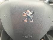 PEUGEOT 2008 2015 (15)