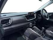 KIA STONIC 2022 (72)