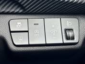 KIA STONIC 2022 (72)