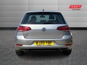 VOLKSWAGEN GOLF 2020 (20)