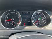 VOLKSWAGEN GOLF 2020 (20)
