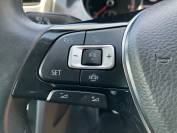 VOLKSWAGEN GOLF 2020 (20)